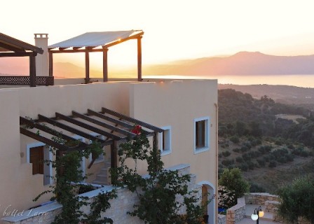 SiteImages_410_External_2921_Karoti 2012_34